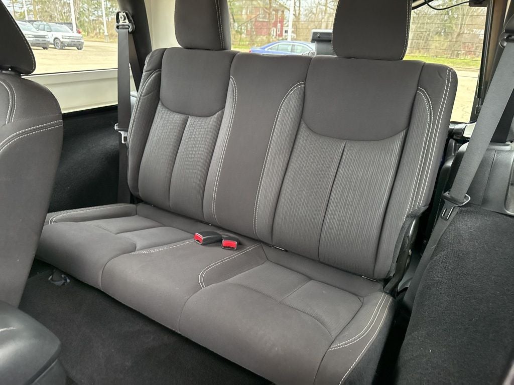 2013 Jeep Wrangler Sahara