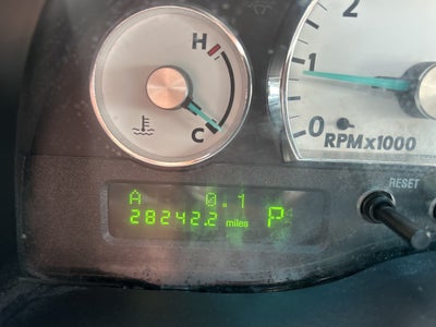 2003 Ford Thunderbird Deluxe