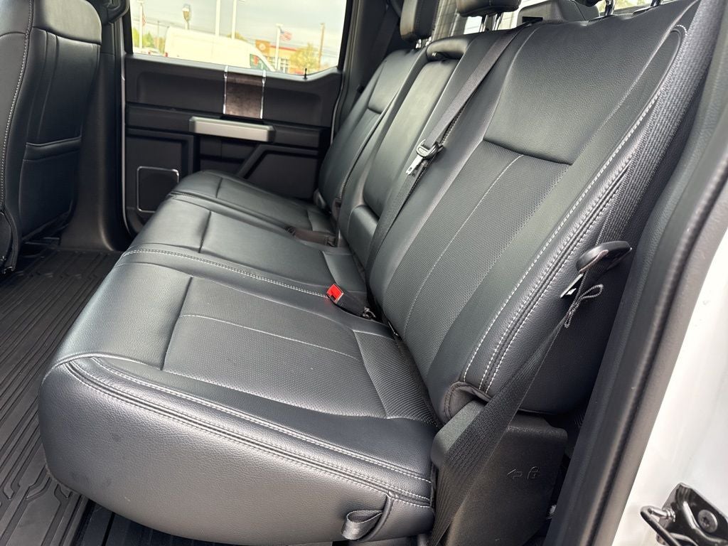 2022 Ford F-350SD Lariat