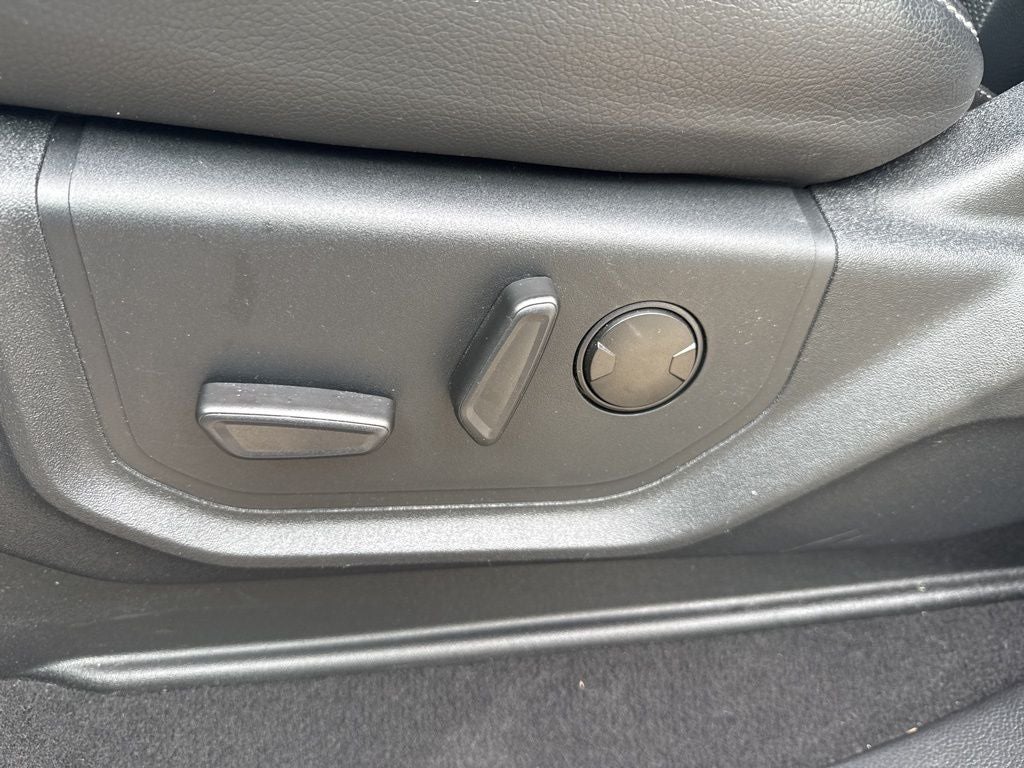 2022 Ford F-350SD Lariat