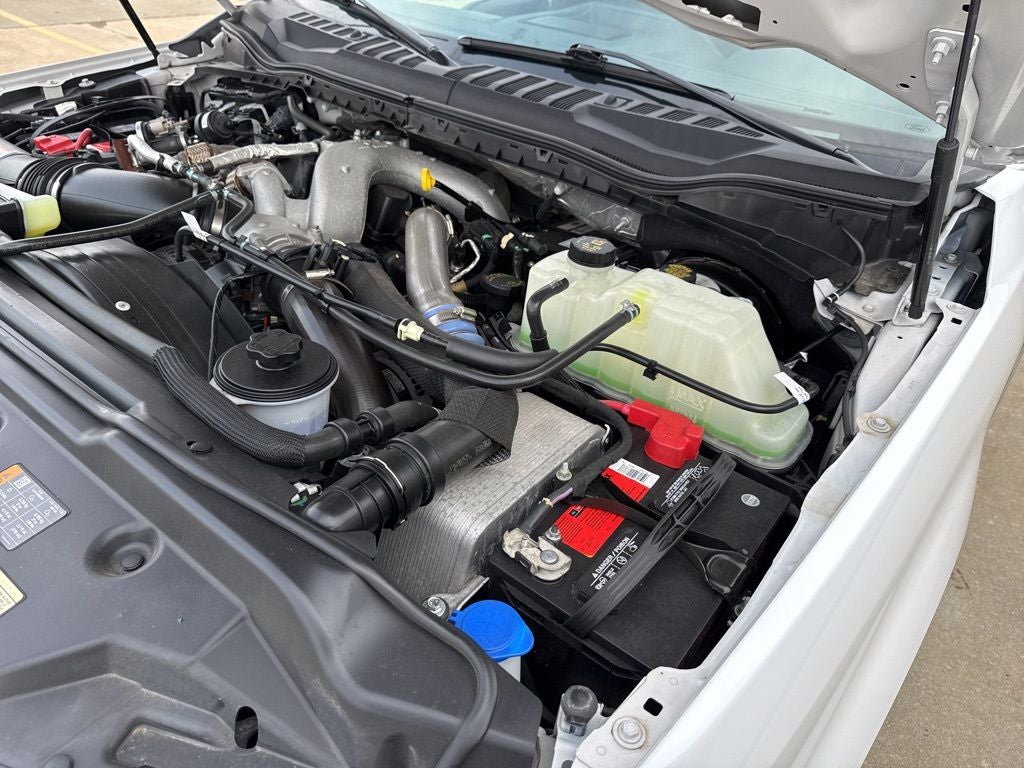 2022 Ford F-350SD Lariat