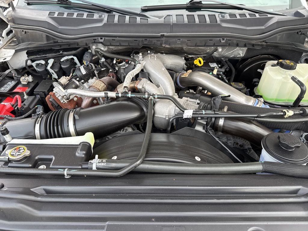 2022 Ford F-350SD Lariat