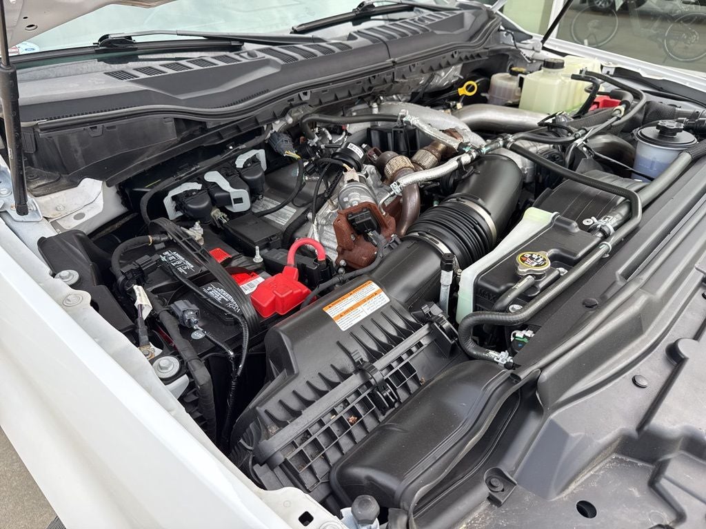 2022 Ford F-350SD Lariat