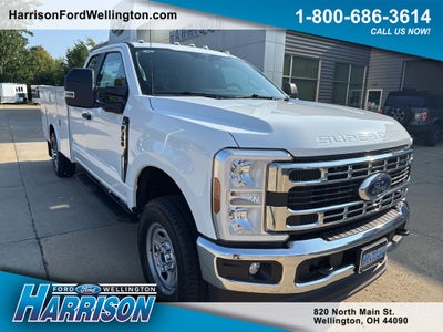 2025 Ford Chassis Cab F-350® XL