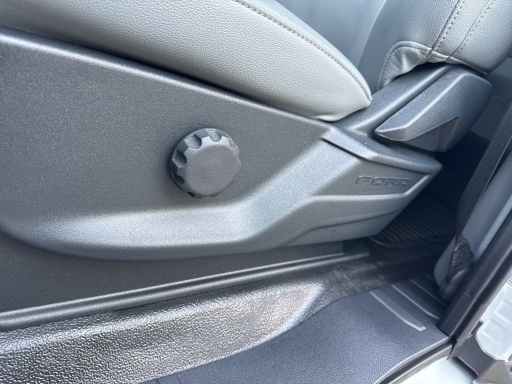 2025 Ford Chassis Cab F-350® XL