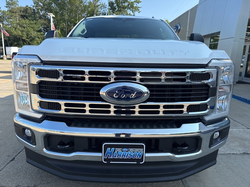 2025 Ford Chassis Cab F-350® XL