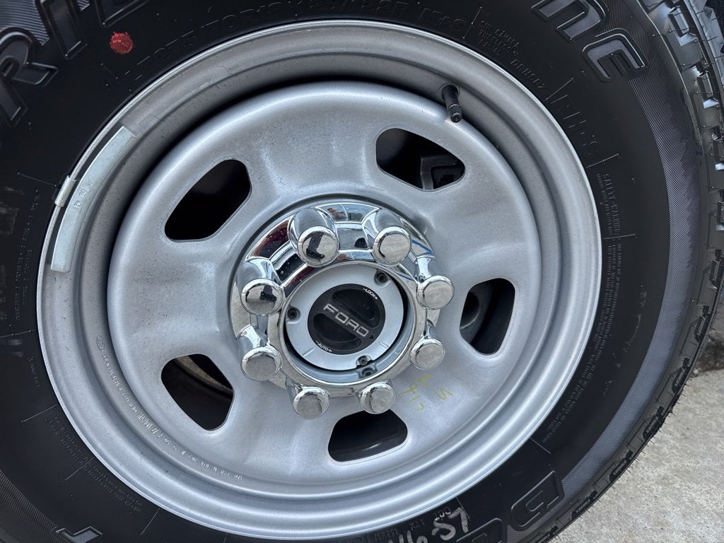 2025 Ford Chassis Cab F-350® XL