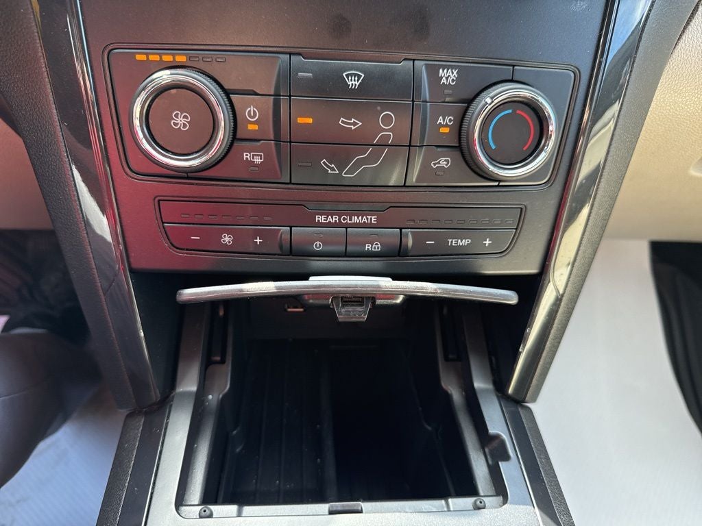 2018 Ford Explorer Base