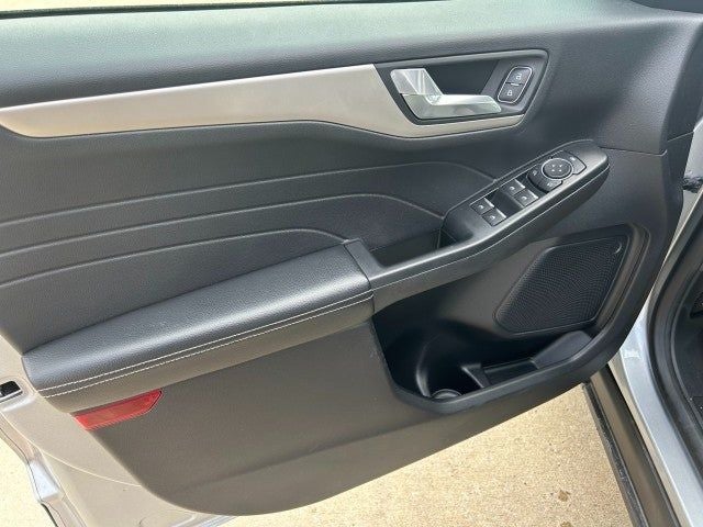 2021 Ford Escape Hybrid SE