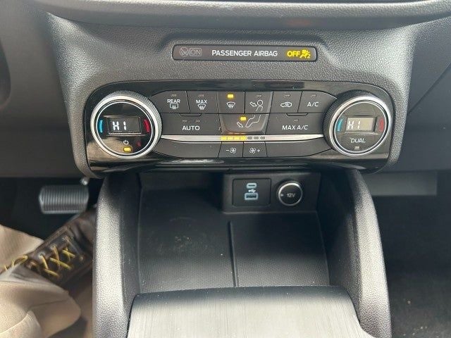 2021 Ford Escape Hybrid SE