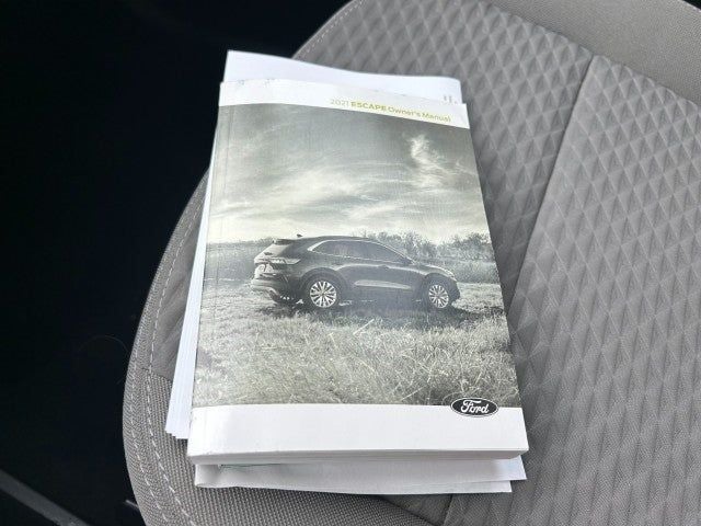 2021 Ford Escape Hybrid SE
