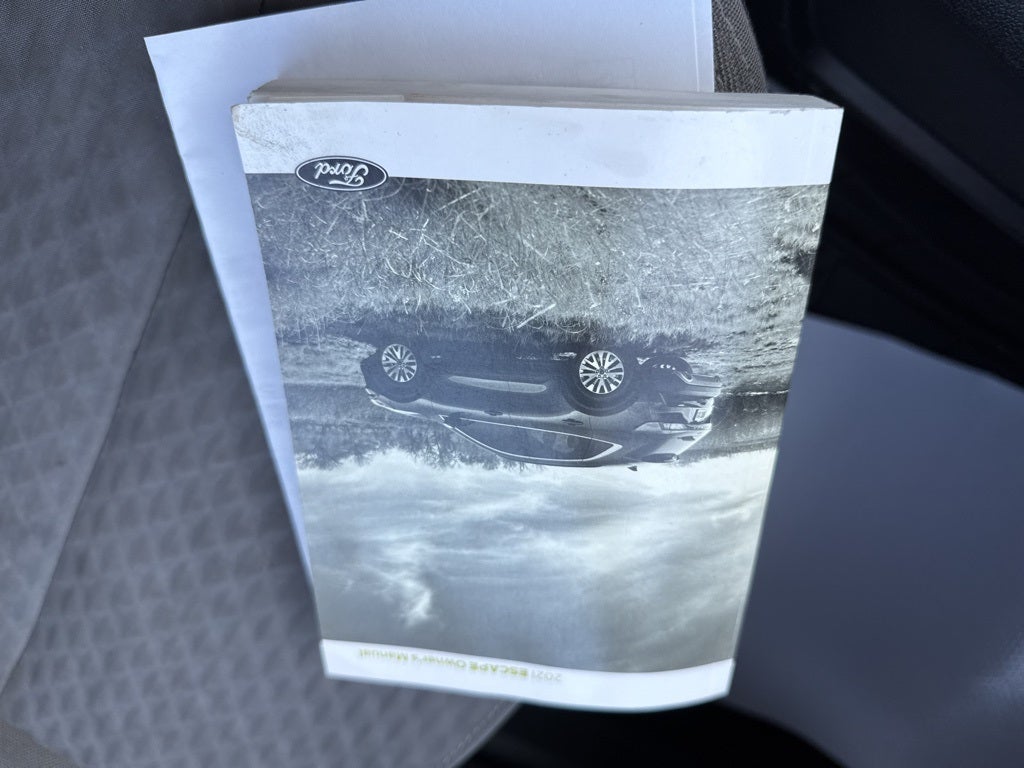 2021 Ford Escape SE