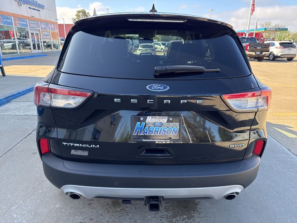 2022 Ford Escape Titanium