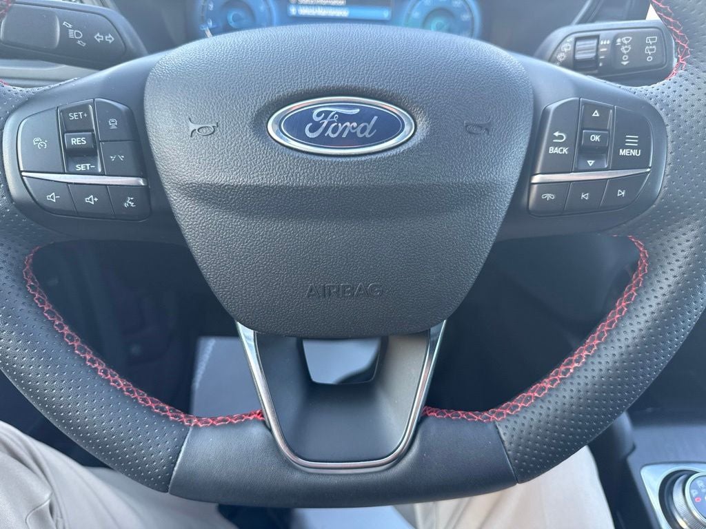 2023 Ford Escape ST-Line Select