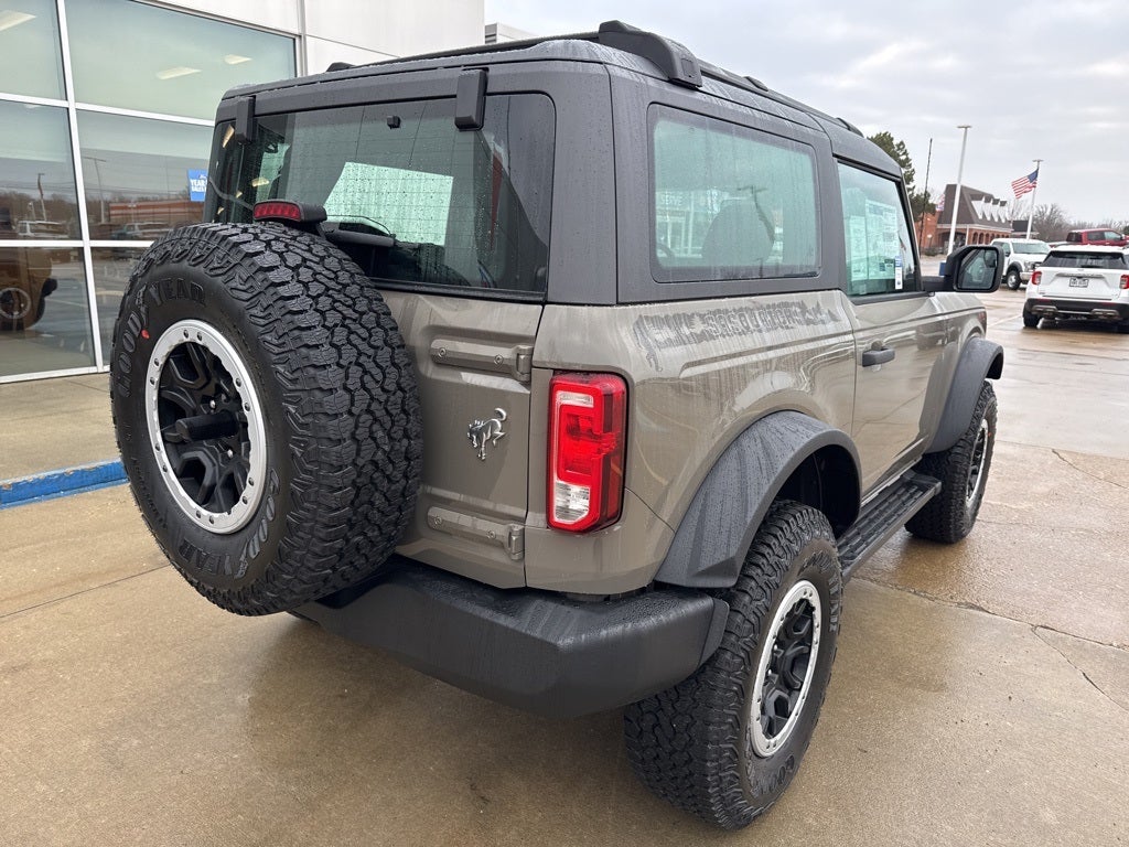 2025 Ford Bronco Base