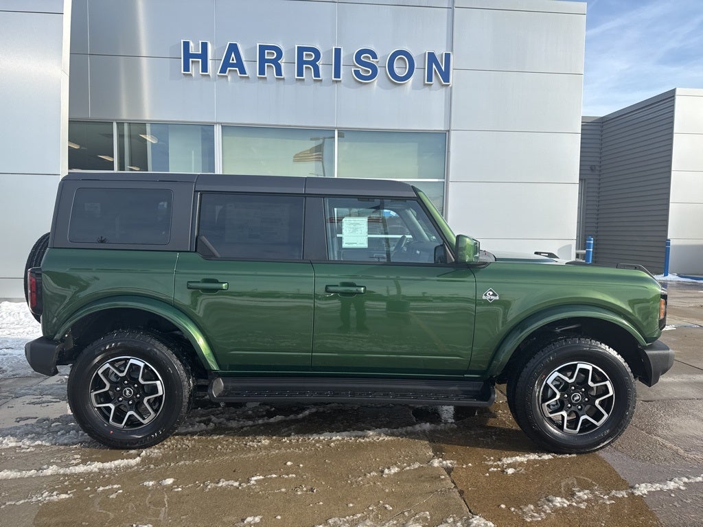 2025 Ford Bronco Outer Banks®