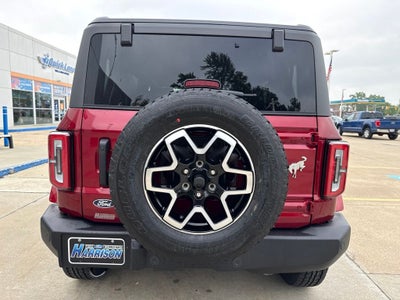 2026 Ford Bronco Outer Banks®