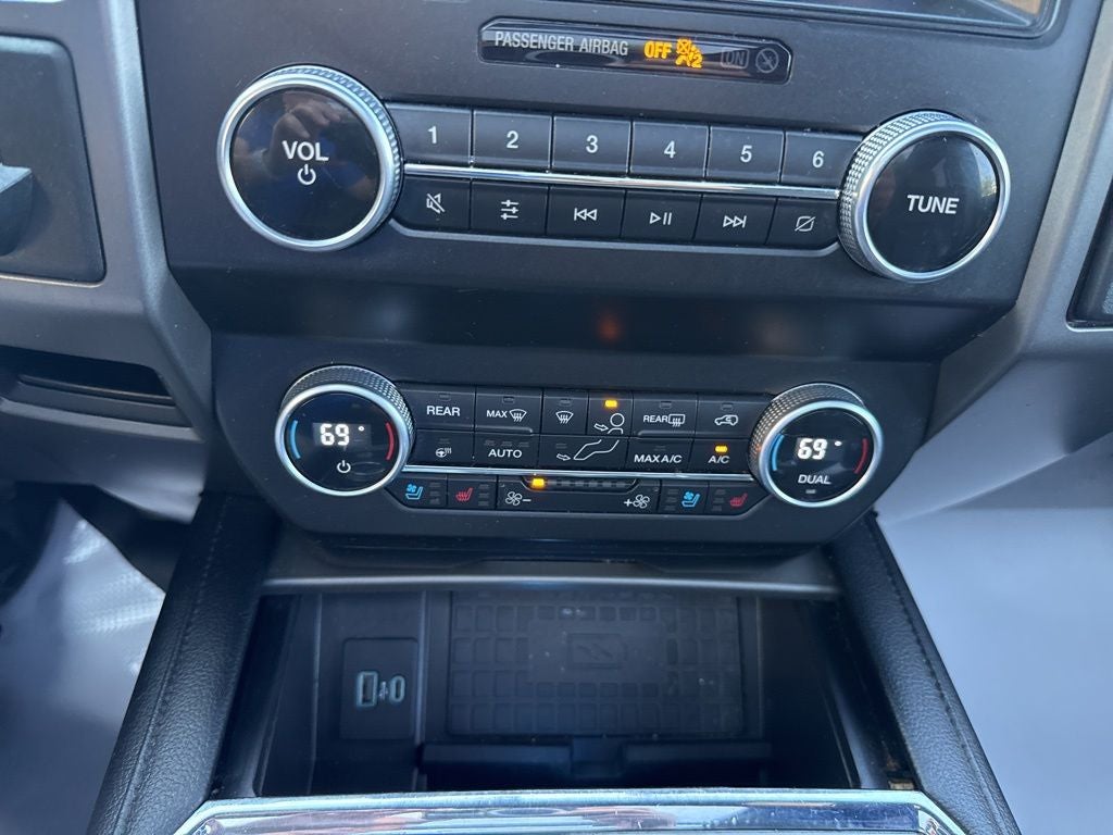 2021 Ford Expedition Max XLT