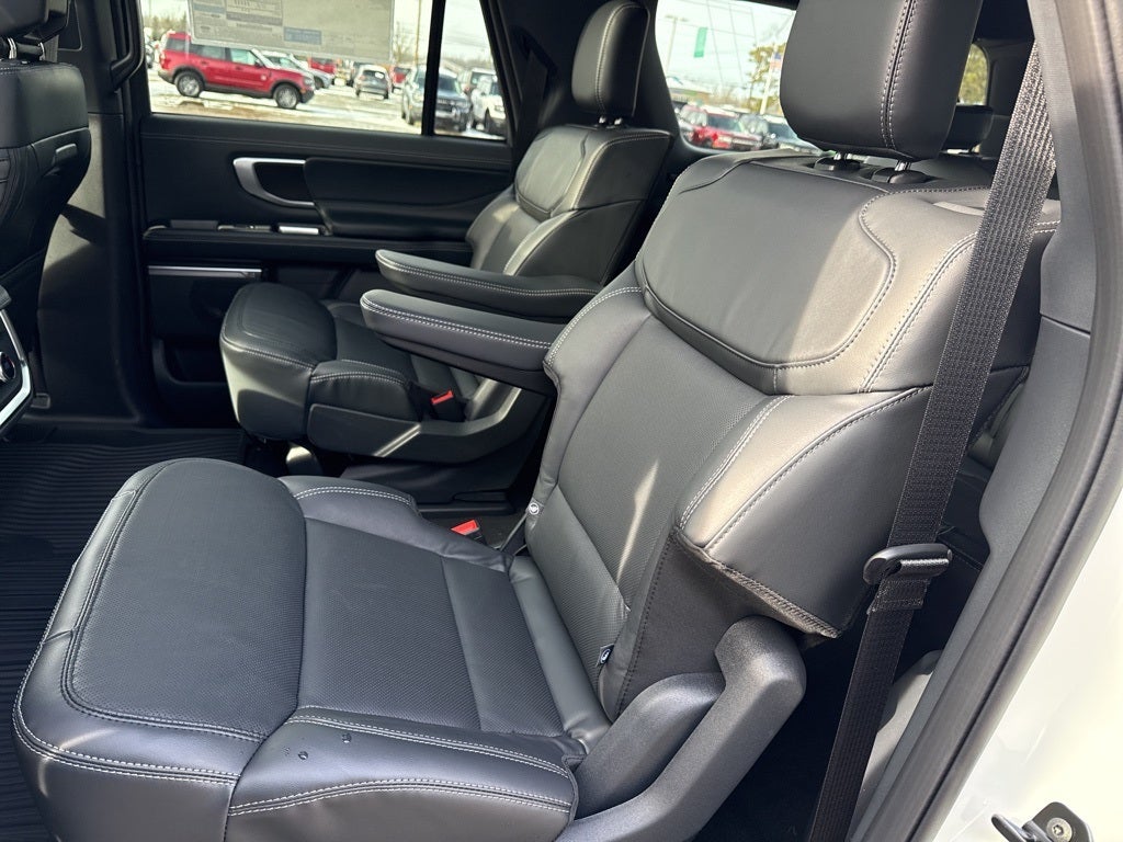 2026 Ford Expedition MAX Platinum®