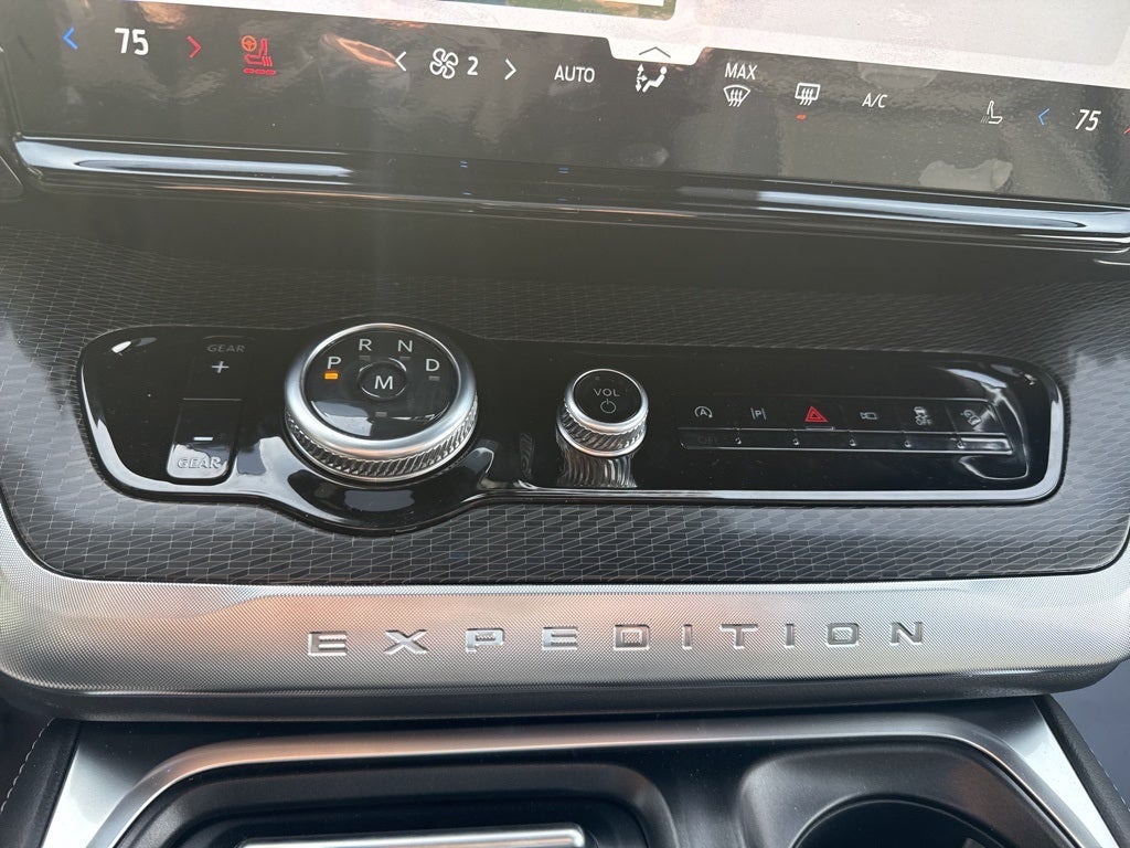 2026 Ford Expedition MAX Platinum®