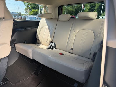 2023 Ford Expedition Max Platinum