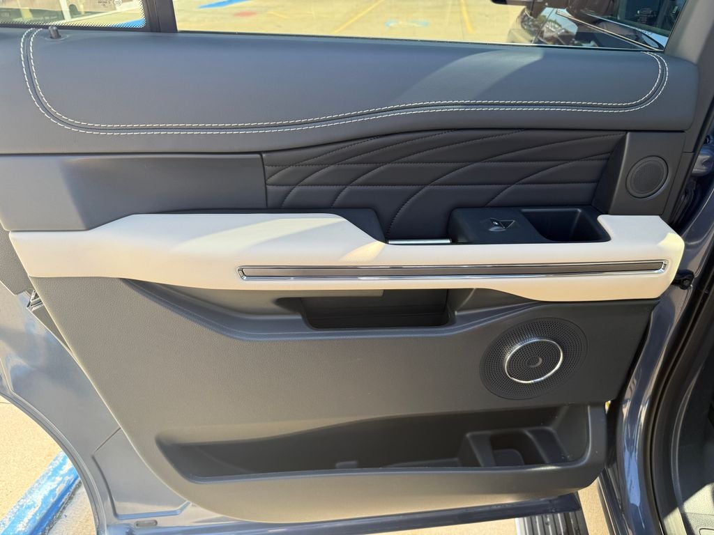 2023 Ford Expedition Max Platinum