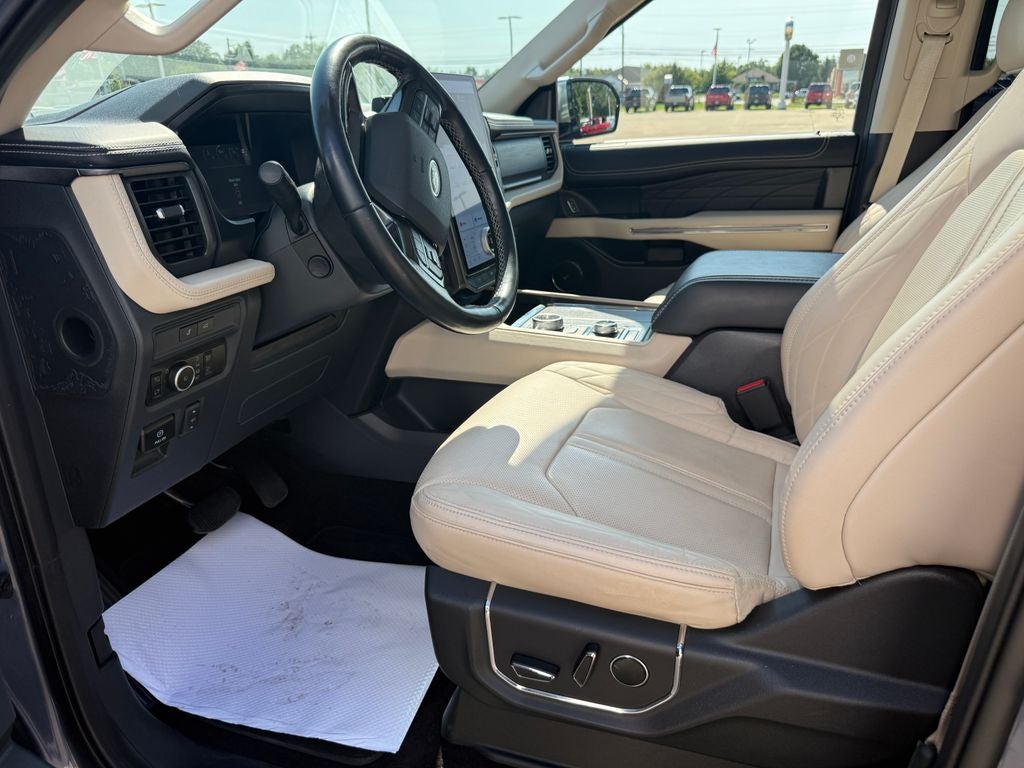2023 Ford Expedition Max Platinum
