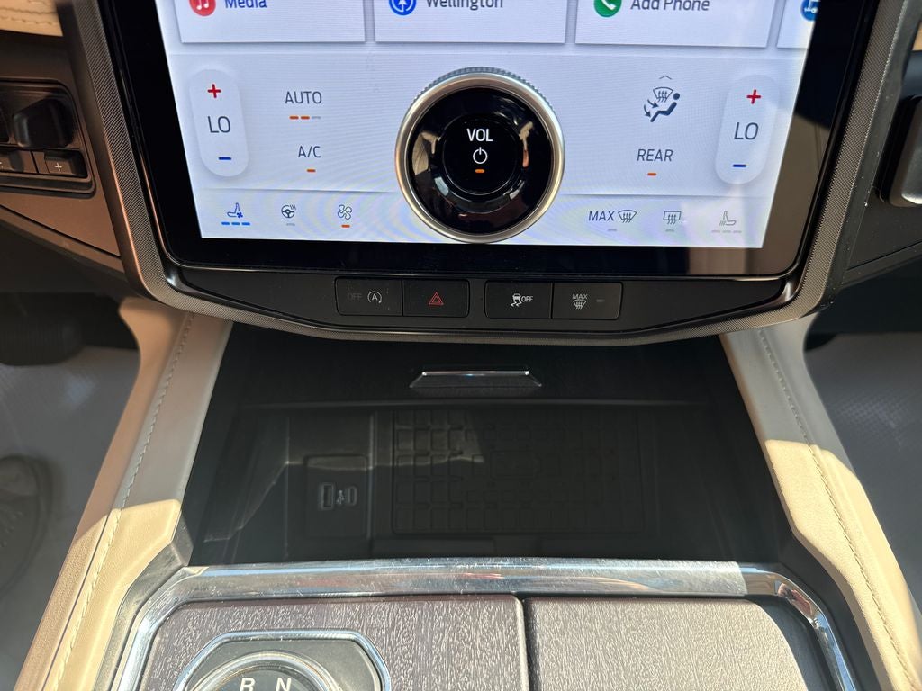 2023 Ford Expedition Max Platinum