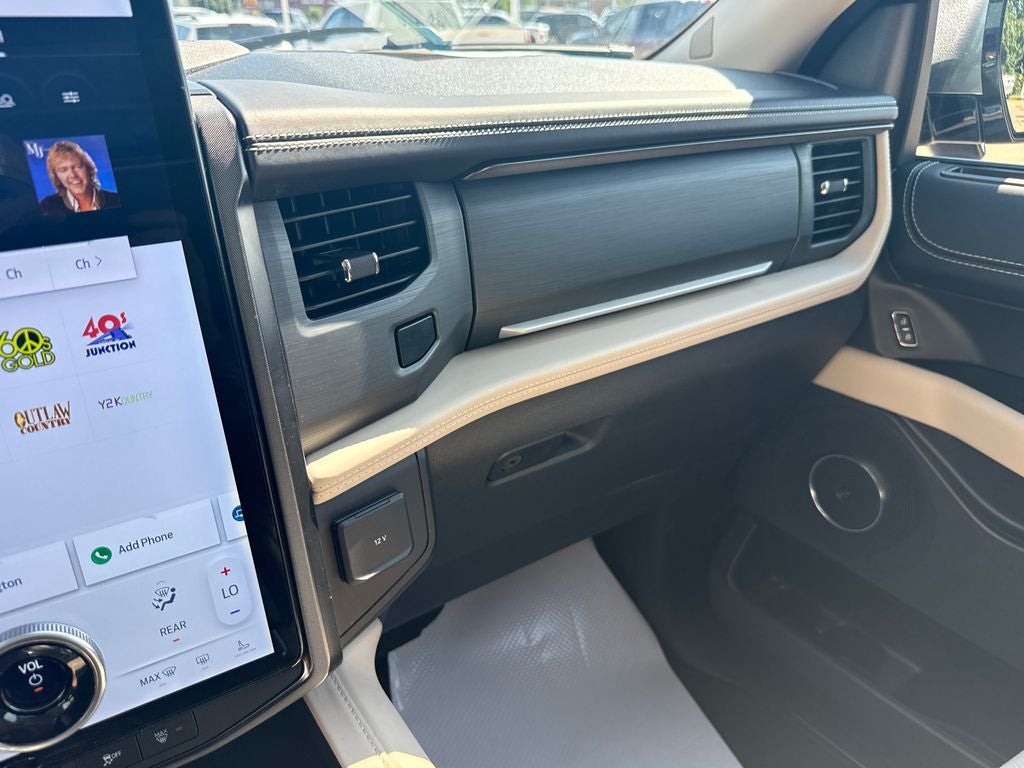 2023 Ford Expedition Max Platinum