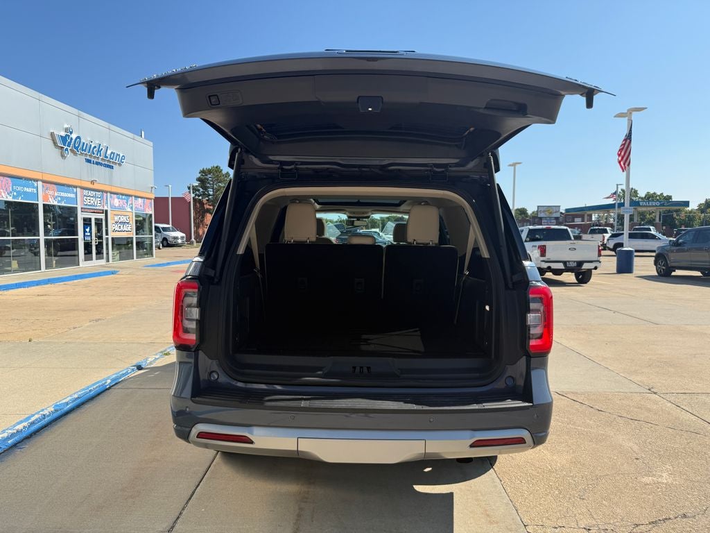 2023 Ford Expedition Max Platinum