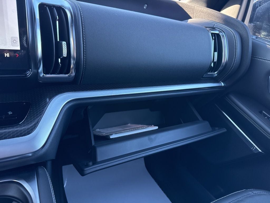 2025 Ford Expedition Platinum® MAX