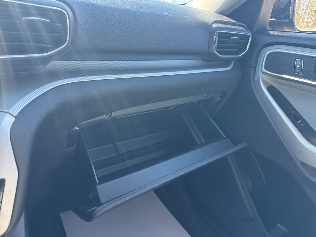 2022 Ford Explorer XLT Sport