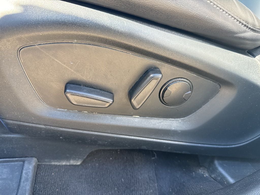 2022 Ford Explorer XLT Sport