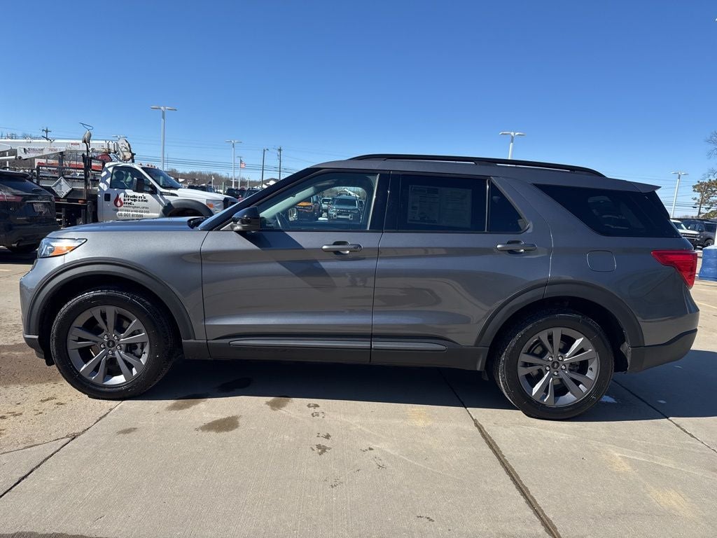 2022 Ford Explorer XLT Sport