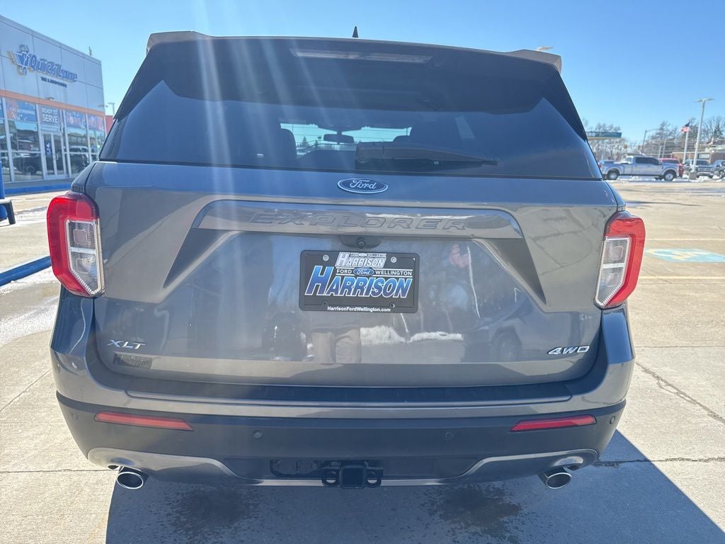 2022 Ford Explorer XLT Sport