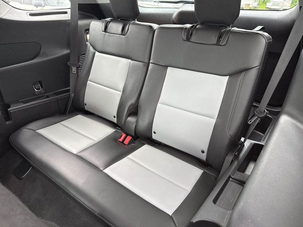 2022 Ford Explorer XLT Sport