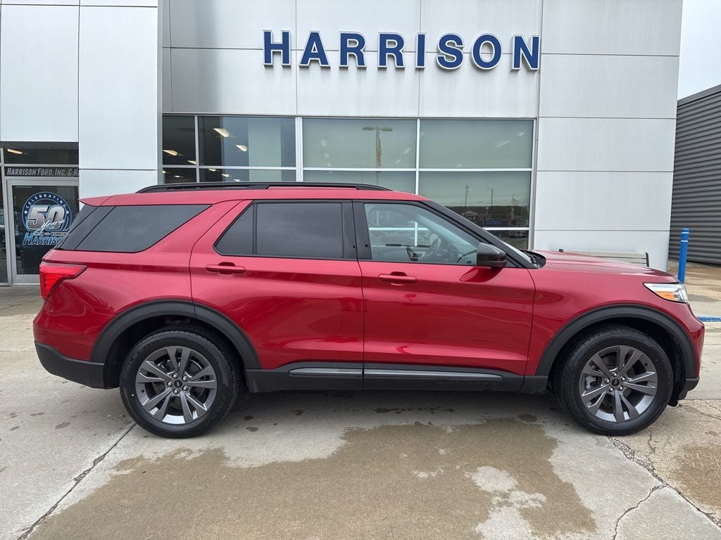 2022 Ford Explorer XLT Sport