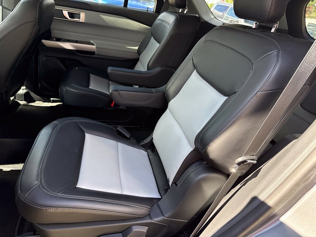 2023 Ford Explorer XLT Sport