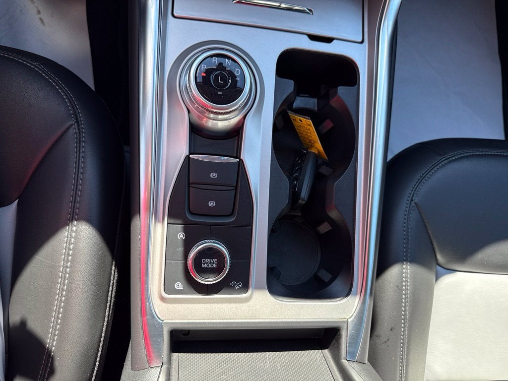 2023 Ford Explorer XLT Sport