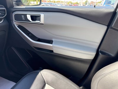 2023 Ford Explorer XLT Sport