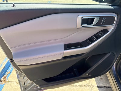 2023 Ford Explorer XLT Sport
