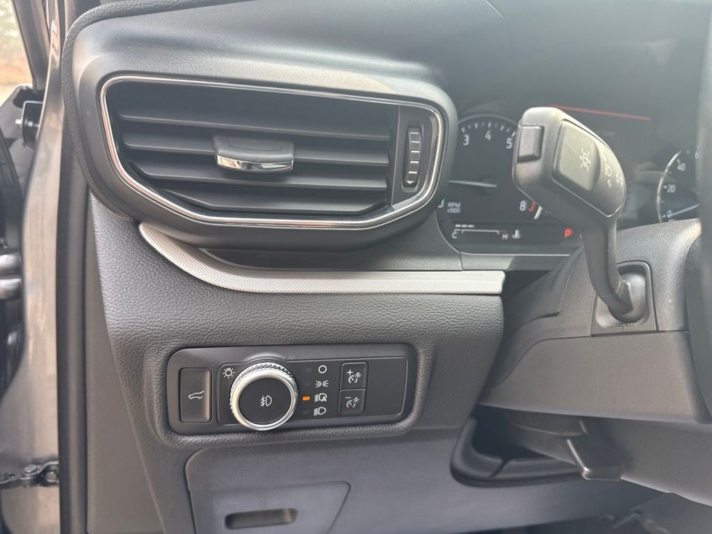 2022 Ford Explorer XLT Sport