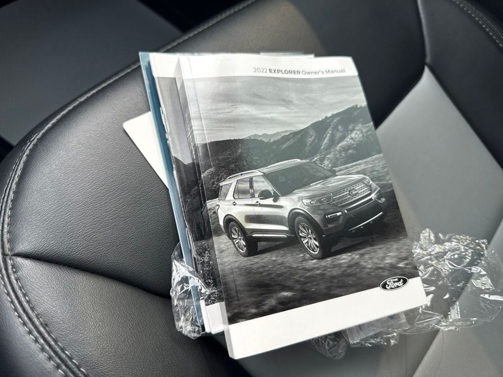 2022 Ford Explorer XLT Sport