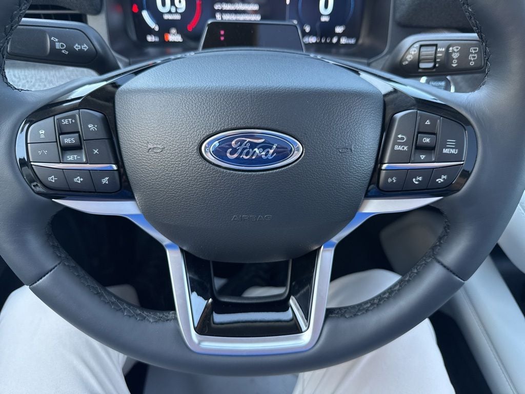 2026 Ford Explorer Platinum™