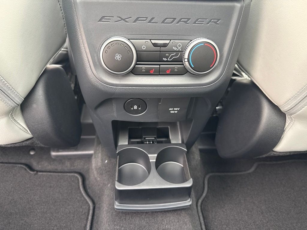 2026 Ford Explorer Platinum™