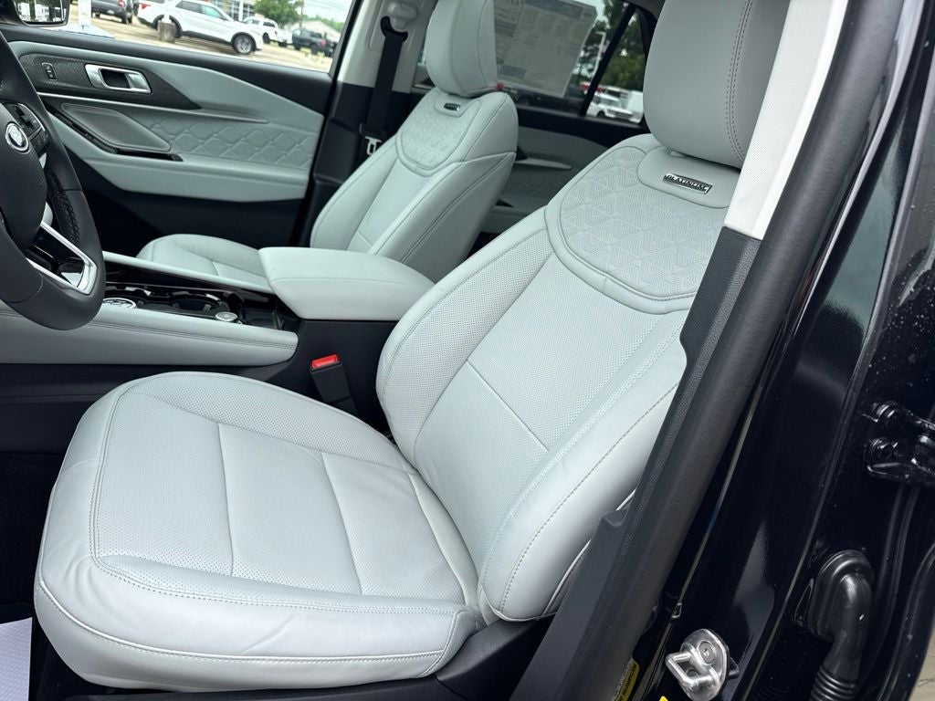 2026 Ford Explorer Platinum™