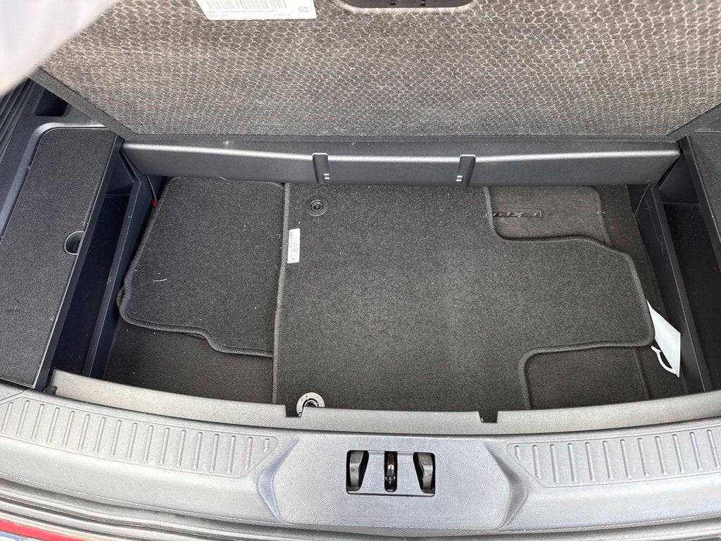 2025 Ford Explorer Platinum Ultimate
