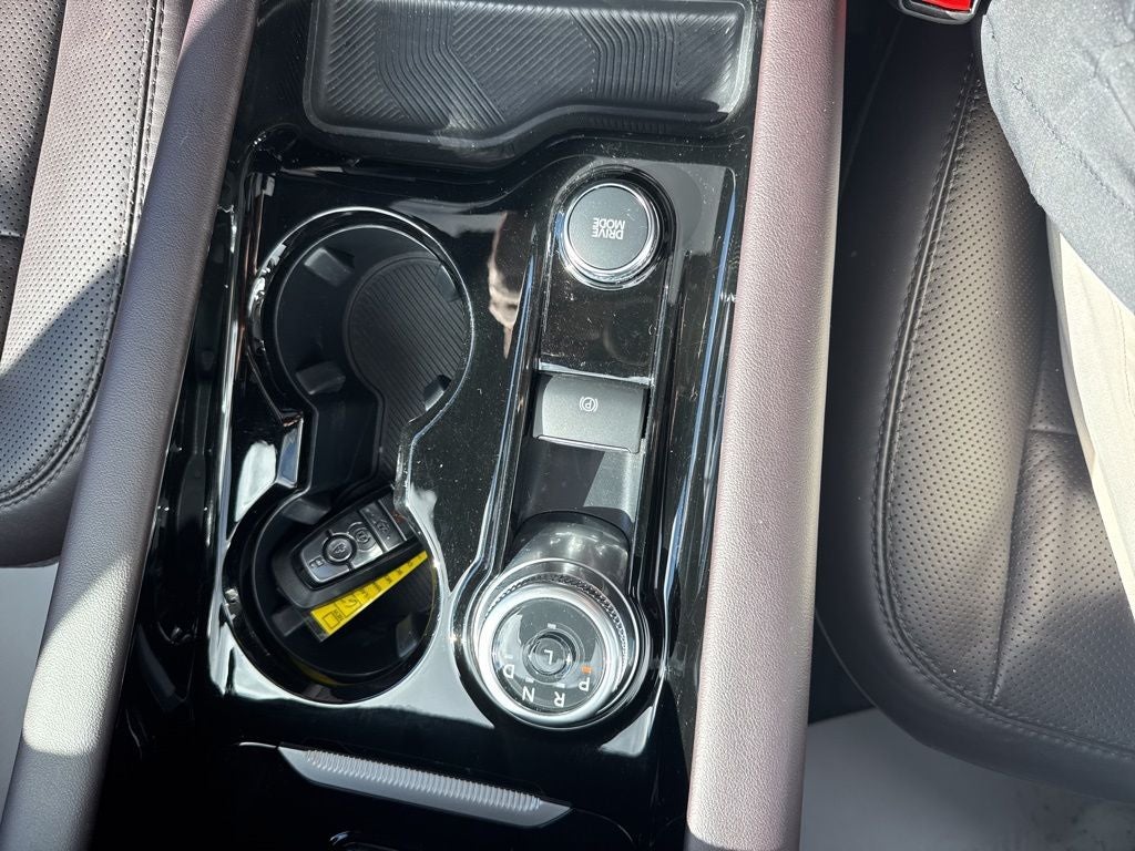 2025 Ford Explorer Platinum Ultimate