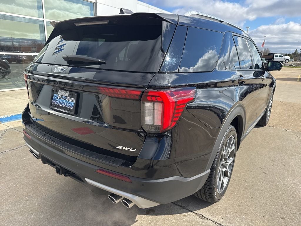 2025 Ford Explorer Platinum Ultimate