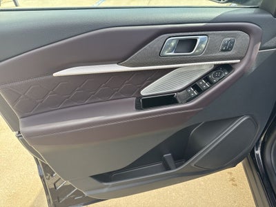2025 Ford Explorer Platinum Ultimate